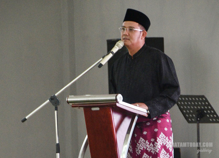Bupati Bintan Apri Sujadi saat memberikan sambutan dalam acara Kenal Pamit Kapolres Bintan